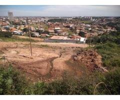 TERRENO A VENDA