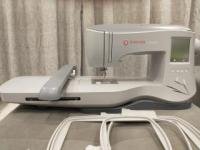 Máquina de bordar Singer Superb EM200 - 2