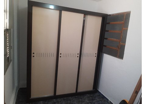 Guarda roupas 3 portas de correr - 3