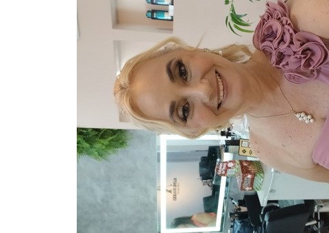 Vestido de festa novo. Só usou uma vez