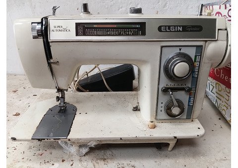 Máquina de costura Elgin - 4