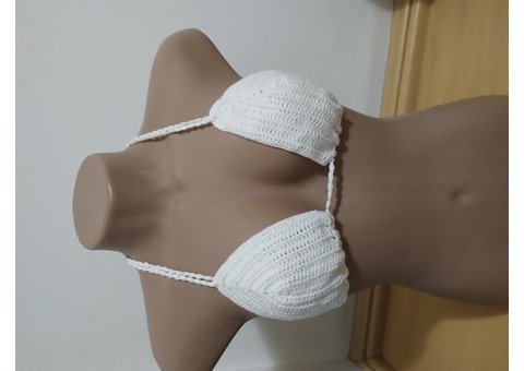 Top branco crochê P