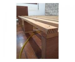 Palete de madeira para cama